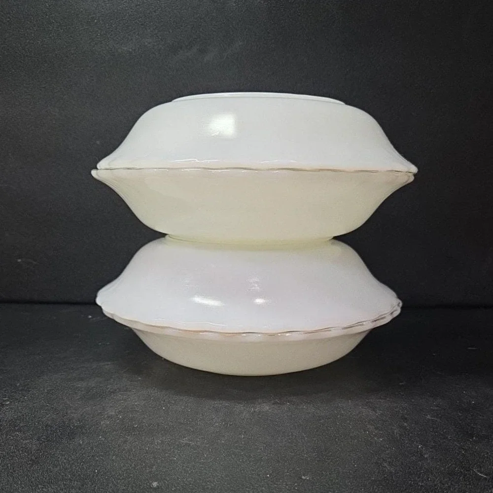 Anchor Hocking Fire‎ King Swirl Bowls, Set of 4, Milk Glass, Vintage Kitchenware